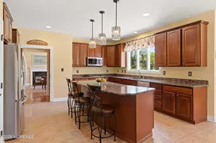 16 Deer Run Dr, Freehold, NJ 07728 - Photo 12