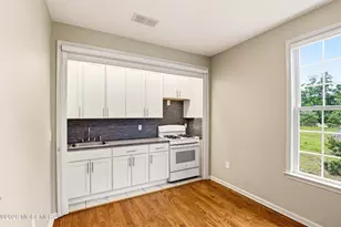 27 Lodz Dr, Lakewood, NJ 08701 - Photo 20