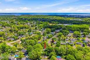 710 Viscount Dr, Toms River Township, NJ 08753 - Photo 2