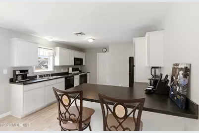 334 E Bayview Avenue, Ocean Gate, NJ 08740 - Photo 10