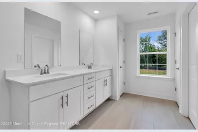 110 Woolley Court, Ocean Twp, NJ 07755 - Photo 24
