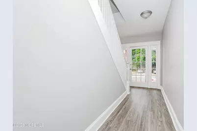 105 Louis Street, New Brunswick, NJ 08901 - Photo 4