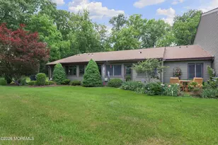 33 Andover Ct, Red Bank, NJ 07701 - Photo 8