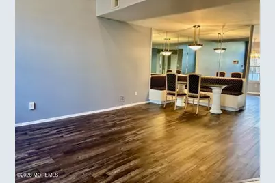 116 Wellington Court, Manalapan Township, NJ 07726 - Photo 2