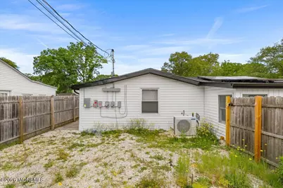 530 Bradley Boulevard, Toms River Township, NJ 08753 - Photo 22