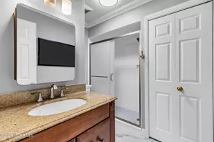 9 Medford Ct, Red Bank, NJ 07701 - Photo 18