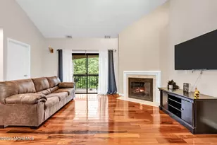 212 Sunshine Ct, Sayreville, NJ 08859 - Photo 4