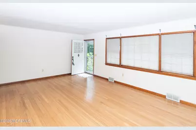 161 E Washington Avenue, Atlantic Highlands, NJ 07716 - Photo 2