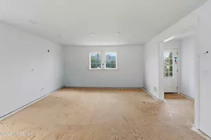 813 Dudley Ln, Point Pleasant, NJ 08742 - Photo 8