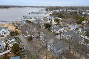 813 Dudley Ln, Point Pleasant, NJ 08742 - Photo 2