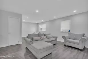 1038 Hearthstone Dr, Lakewood, NJ 08701 - Photo 6