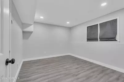 1038 Hearthstone Drive, Lakewood, NJ 08701 - Photo 24