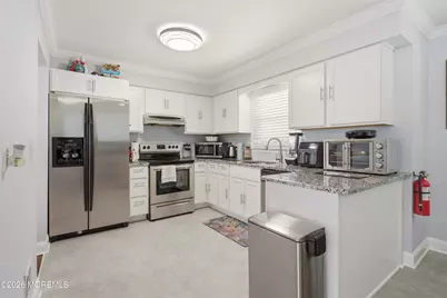 111 Oak Ridge Parkway, Toms River Township, NJ 08755 - Photo 12