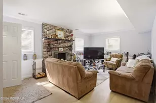 111 Oak Ridge Pkwy, Toms River Township, NJ 08755 - Photo 24