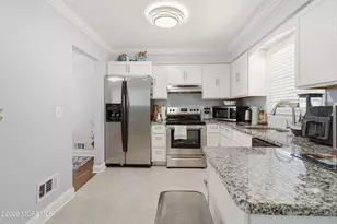 111 Oak Ridge Pkwy, Toms River Township, NJ 08755 - Photo 10
