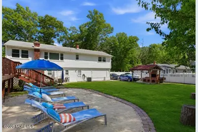 111 Oak Ridge Parkway, Toms River Township, NJ 08755 - Photo 2
