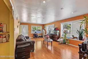 525 Jackson Ave, Brick, NJ 08723 - Photo 12