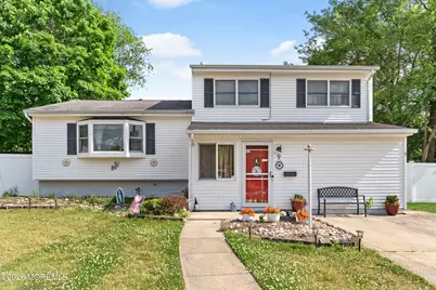 9 Marc Street, Hazlet Township, NJ 07730 - Photo 2