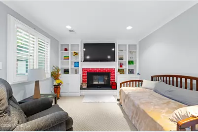 9 Marc Street, Hazlet Township, NJ 07730 - Photo 8