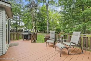 42 Saupe Dr, Manalapan Township, NJ 07726 - Photo 34