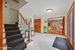 42 Saupe Dr, Manalapan Township, NJ 07726 - Photo 4