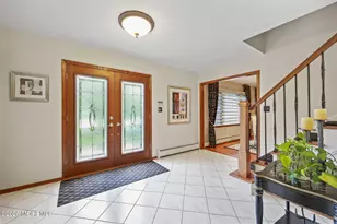 42 Saupe Dr, Manalapan Township, NJ 07726 - Photo 6