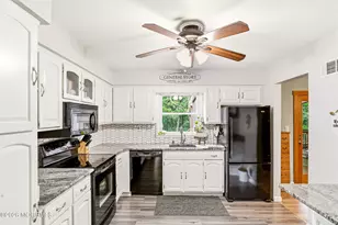 910 Woodlane Rd, Jackson, NJ 08527 - Photo 12