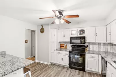 910 Woodlane Road, Jackson, NJ 08527 - Photo 10