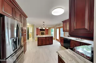 18 Peach Tree St, Jackson, NJ 08527 - Photo 8