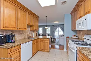 14 Gansett Court, Long Branch, NJ 07740 - Photo 12