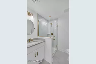 1 Barrington Court, Holmdel, NJ 07733 - Photo 24