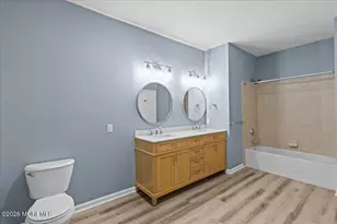 136 Mill Pond Wy, Eatontown, NJ 07724 - Photo 20