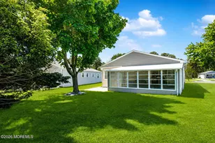 215 Torrey Pines Dr, Toms River Township, NJ 08757 - Photo 4
