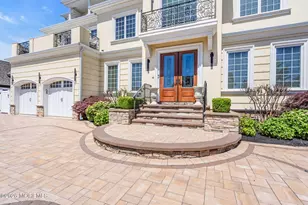 32 Freeman Ct, Toms River Township, NJ 08753 - Photo 2