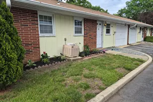 151B Buckingham Dr, Lakewood, NJ 08701 - Photo 8