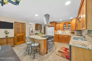70 Line Rd, Holmdel, NJ 07733 - Photo 10