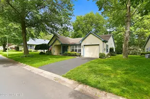 89 Morning Glory Ln, Whiting, NJ 08759 - Photo 4