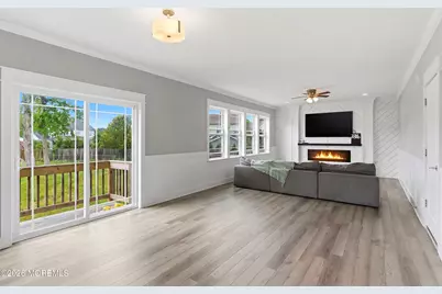 681 Lake Barnegat Drive N, Lanoka Harbor, NJ 08734 - Photo 10