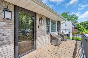 507 Thompson Pl, Middletown, NJ 07748 - Photo 4