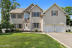 18 Regina Dr, Brick, NJ 08724 - Photo 2