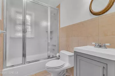 100 Westend Avenue, Shrewsbury, NJ 07702 - Photo 24
