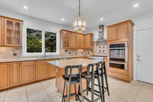 100 Westend Ave, Shrewsbury, NJ 07702 - Photo 6