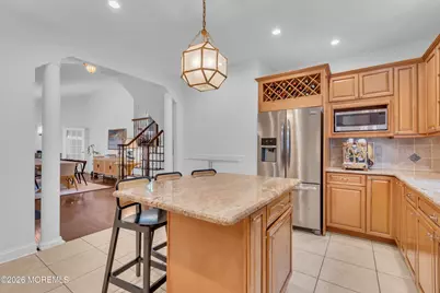 100 Westend Avenue, Shrewsbury, NJ 07702 - Photo 4