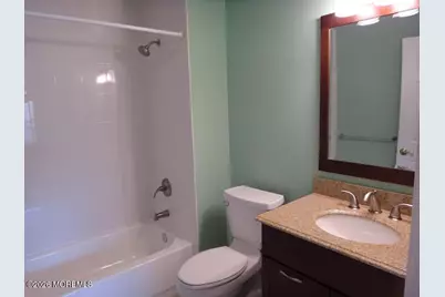 120 Des Moines Court, Tinton Falls, NJ 07712 - Photo 10