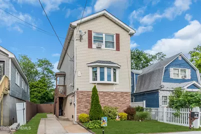 8 Lincoln Court, Keansburg, NJ 07734 - Photo 1