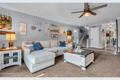 8 Lincoln Court, Keansburg, NJ 07734 - Photo 2