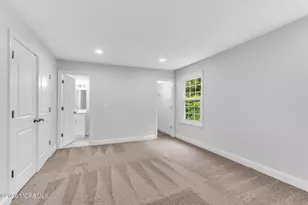 386 Hampton Pl, Morganville, NJ 07751 - Photo 14