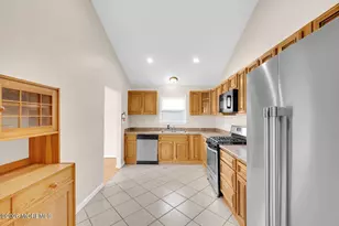 10 Oceanview Ave, Keansburg, NJ 07734 - Photo 10