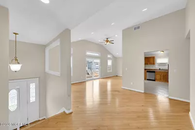 10 Oceanview Avenue, Keansburg, NJ 07734 - Photo 4
