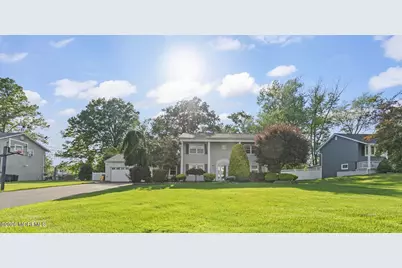 12 Whitman Boulevard, Manalapan Township, NJ 07726 - Photo 2